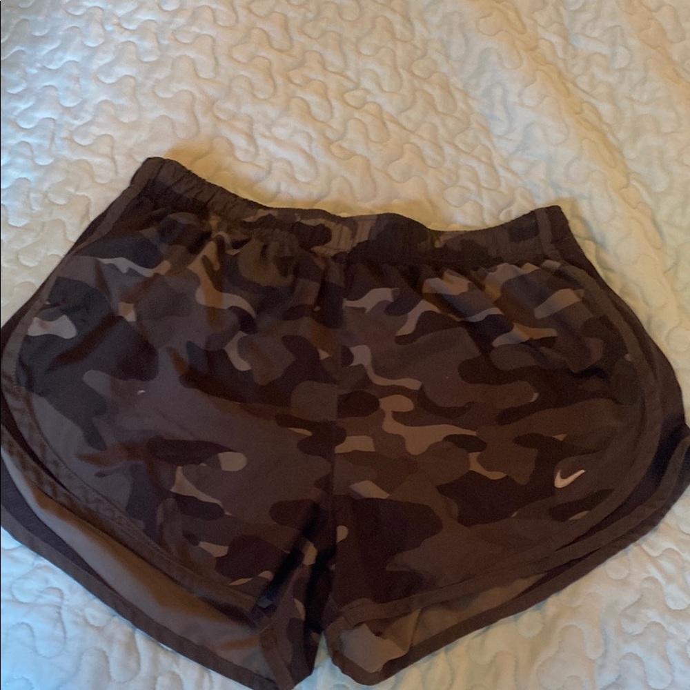 Nike Black and Gray Athletic Shorts Performance Fabric